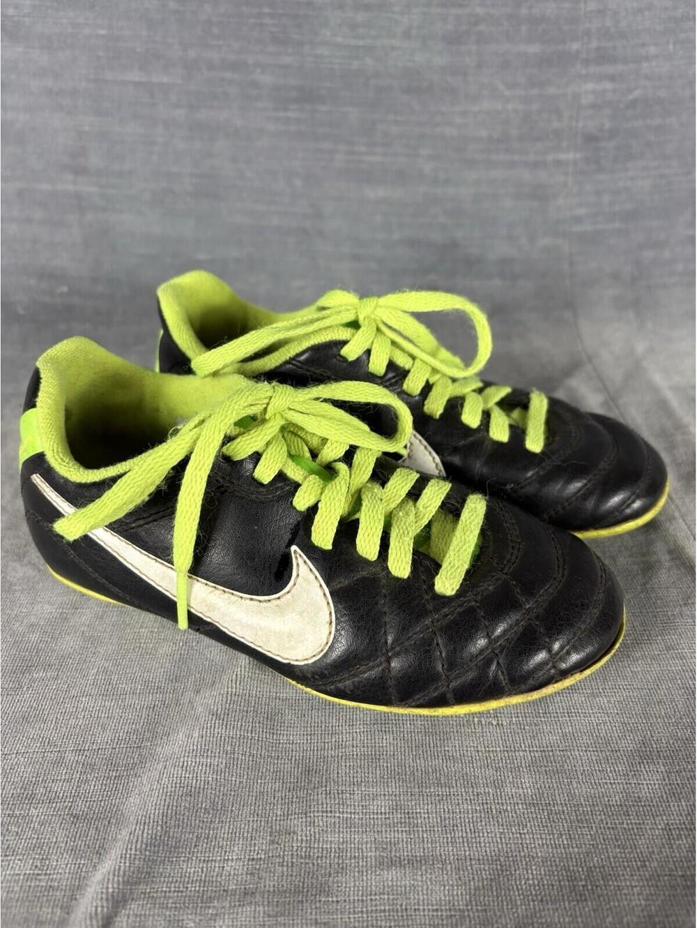 Nike Tiempo Soccer Cleats Shoes Youth Kids Sz 11C Black 509035-013